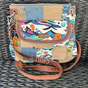 Sakroots Artist circle crossbody/messenger bag no signs of wear